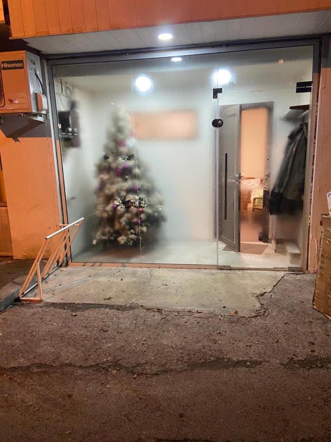 Vahe'S Corner House Hotel Yerevan Exterior photo
